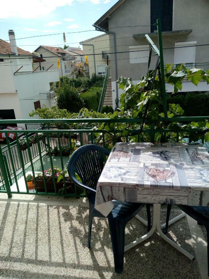 Apartmani Vodice Buitenkant foto